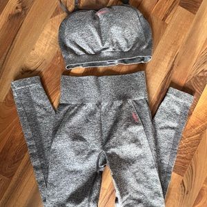 GYMSHARK high waist flex legging and sports bra set- size small